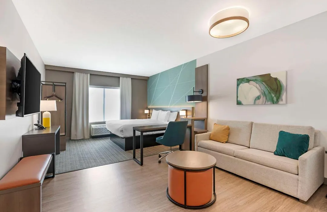 Comfort Suites Richmond East-1