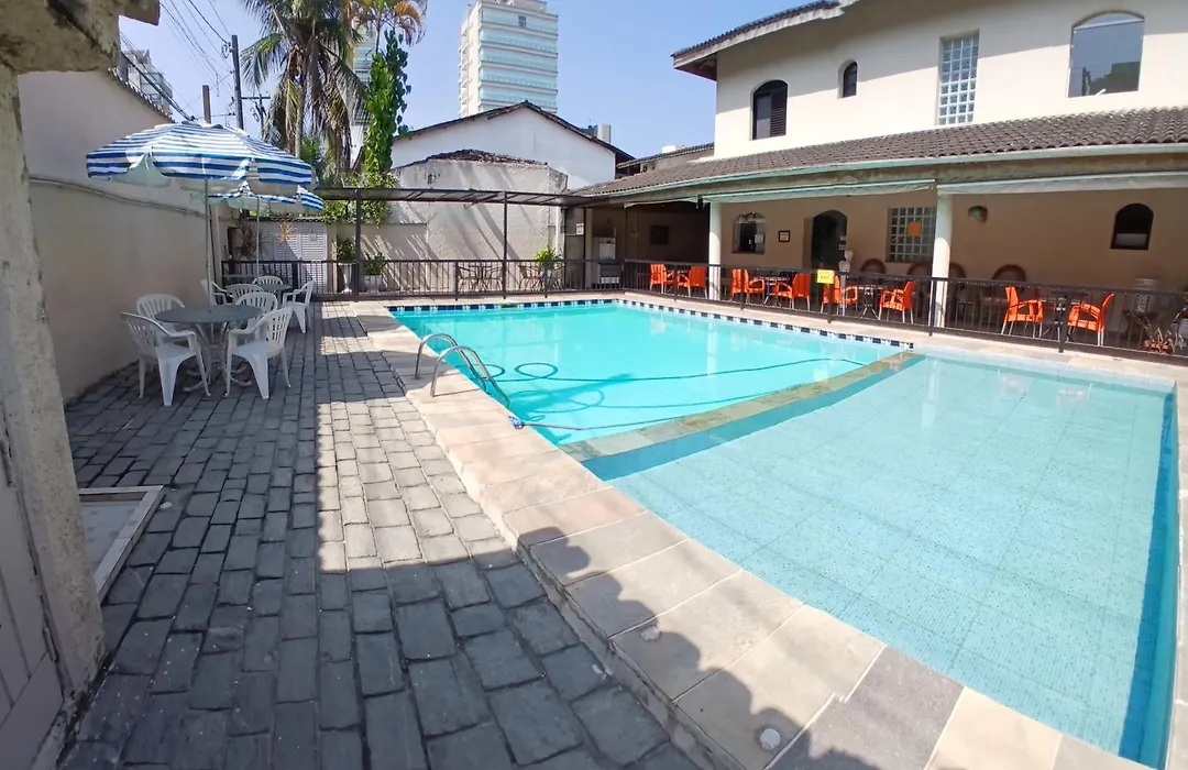 Pousada Parque Suites - Estacionamento e Piscina na Enseada-1