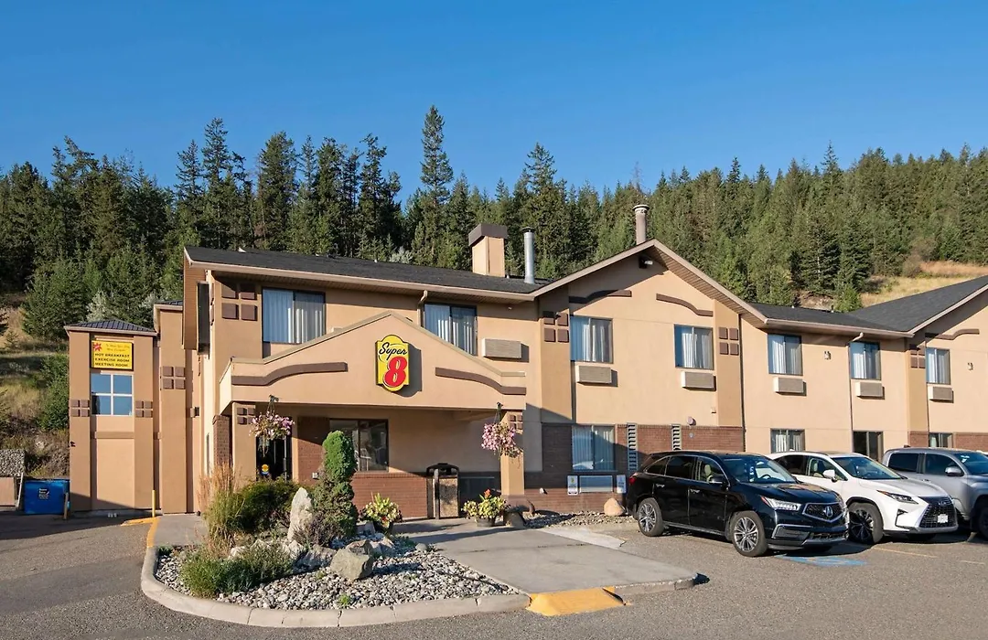 Super 8 By Wyndham Kamloops On The Hill-1