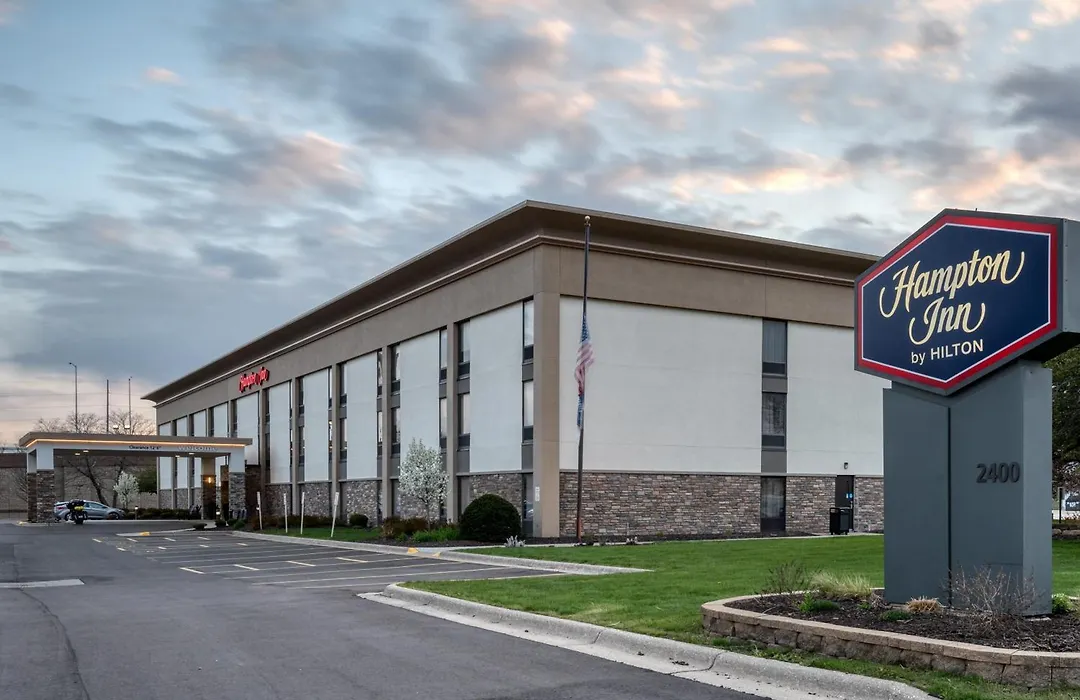 Hampton Inn Janesville-1