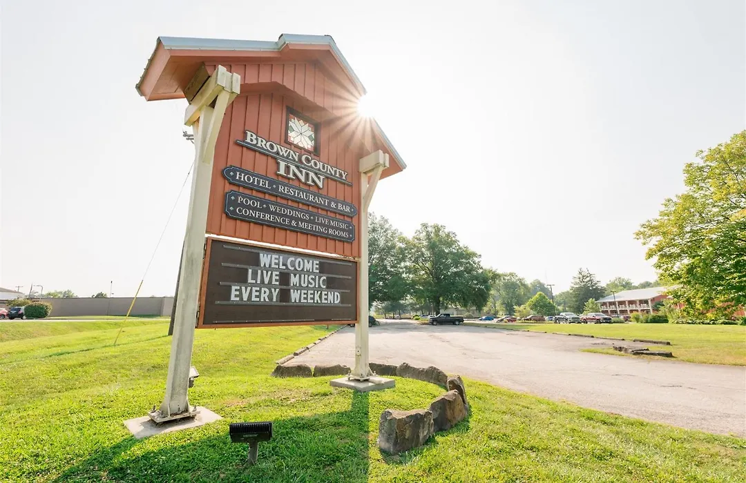 Brown County Inn-1