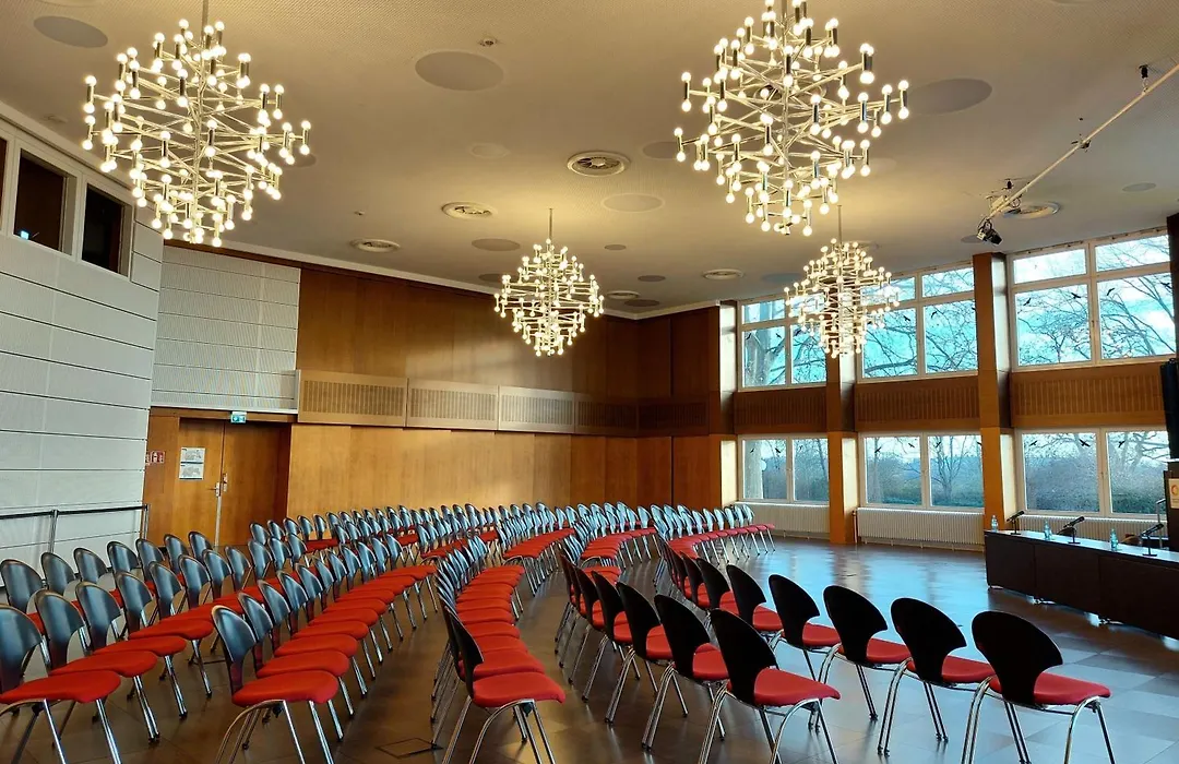 Heinrich Pesch Hotel-1