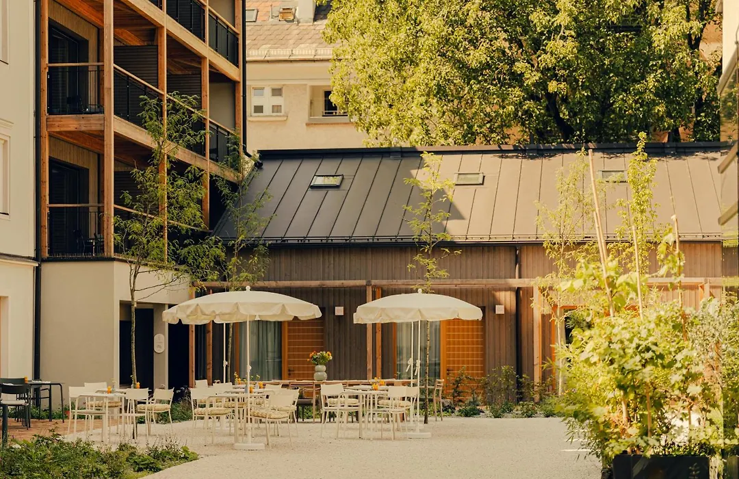 Hotel zum Hirschen Salzburg-1