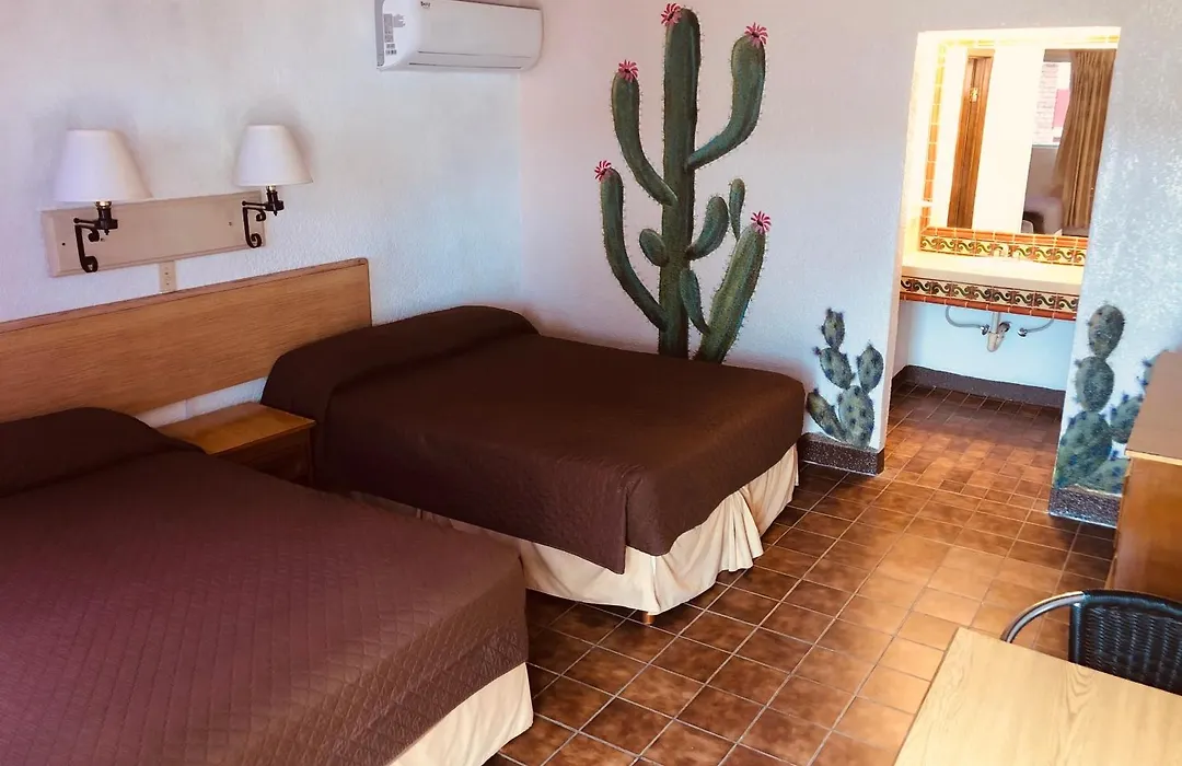 Hotel Las Palmas-1