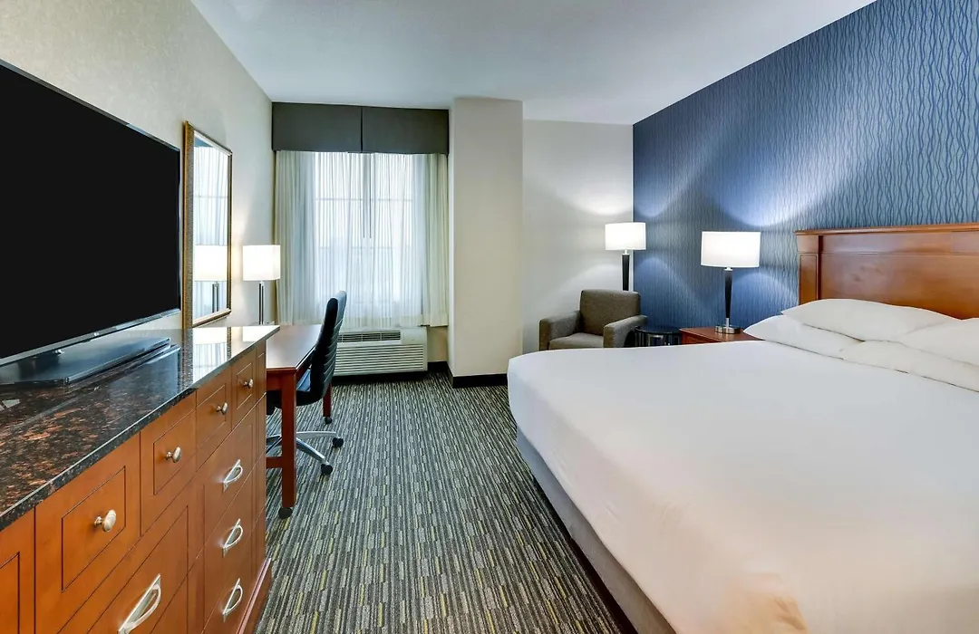 Drury Inn & Suites Sikeston-1