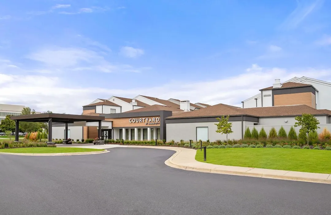Courtyard By Marriott Detroit Livonia-1