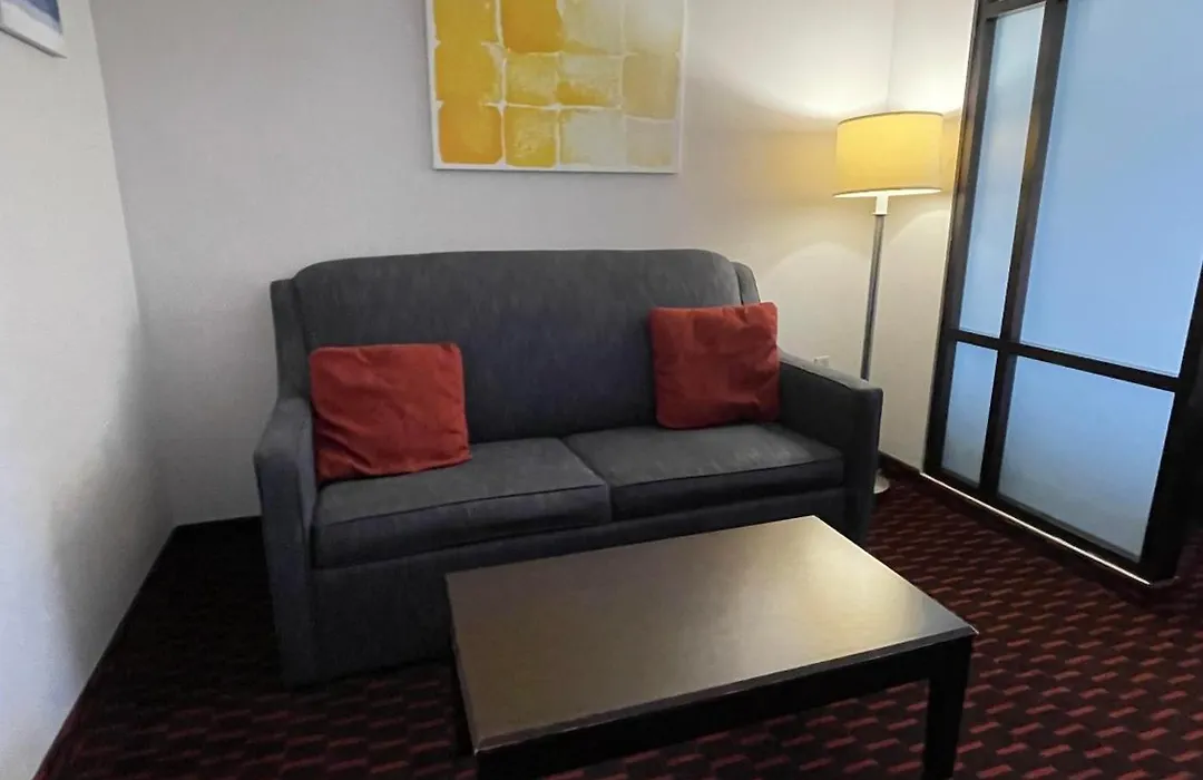 Comfort Suites Altoona North-1