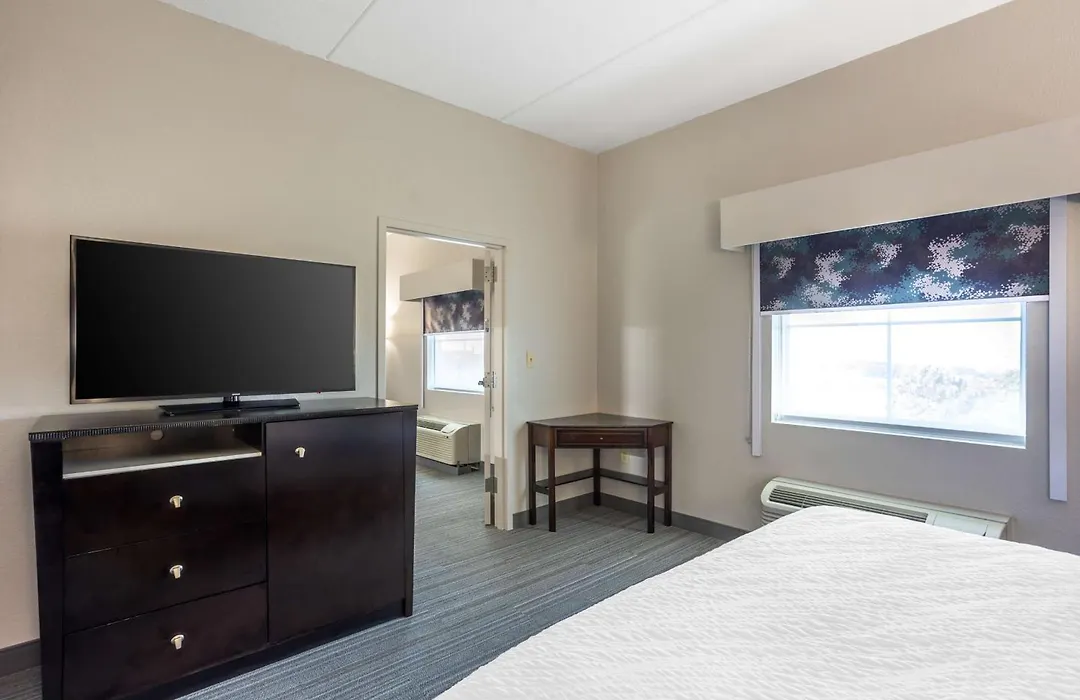 Best Western Plus Wilkes Barre-Scranton Airport Hotel-1