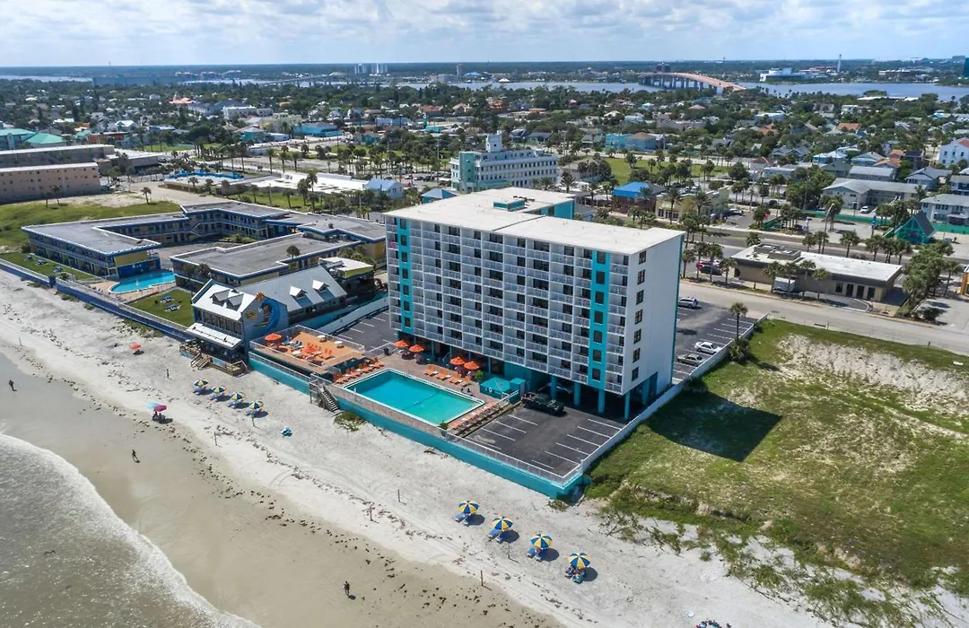 Comfort Inn & Suites Daytona Beach Oceanfront-1