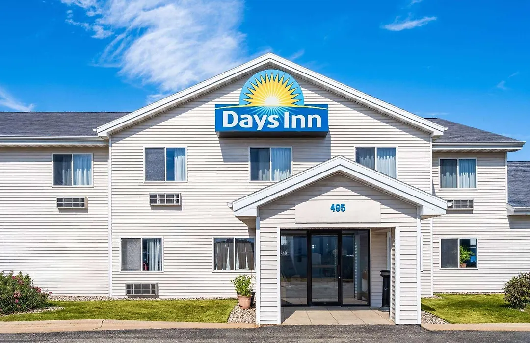 Days Inn By Wyndham Neenah-1