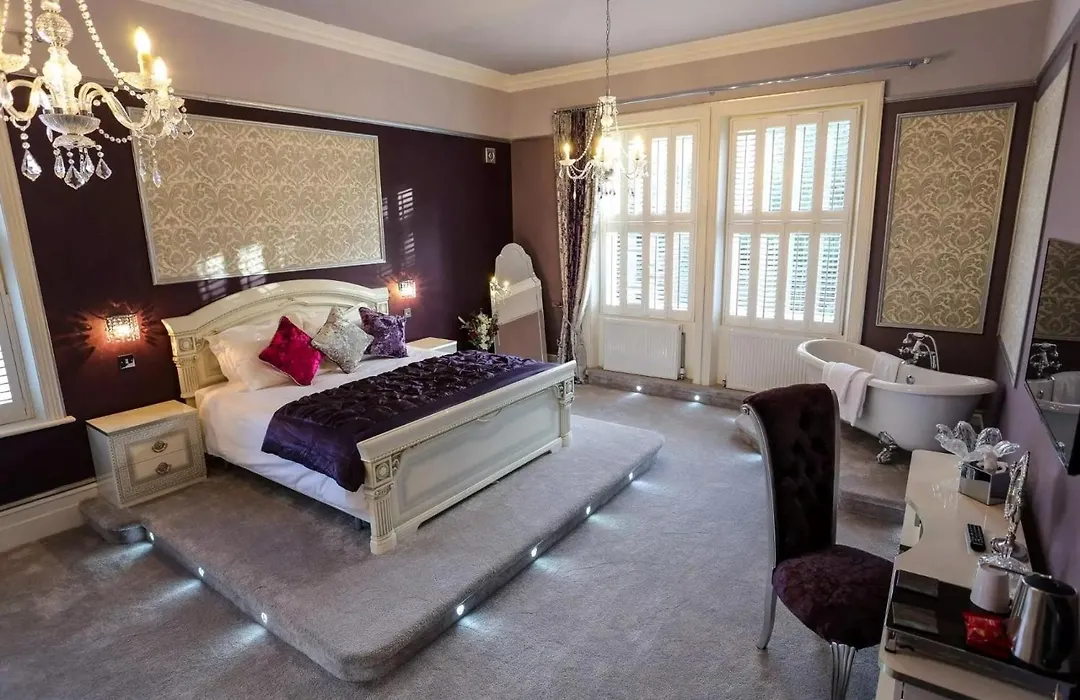 Derby Manor-1