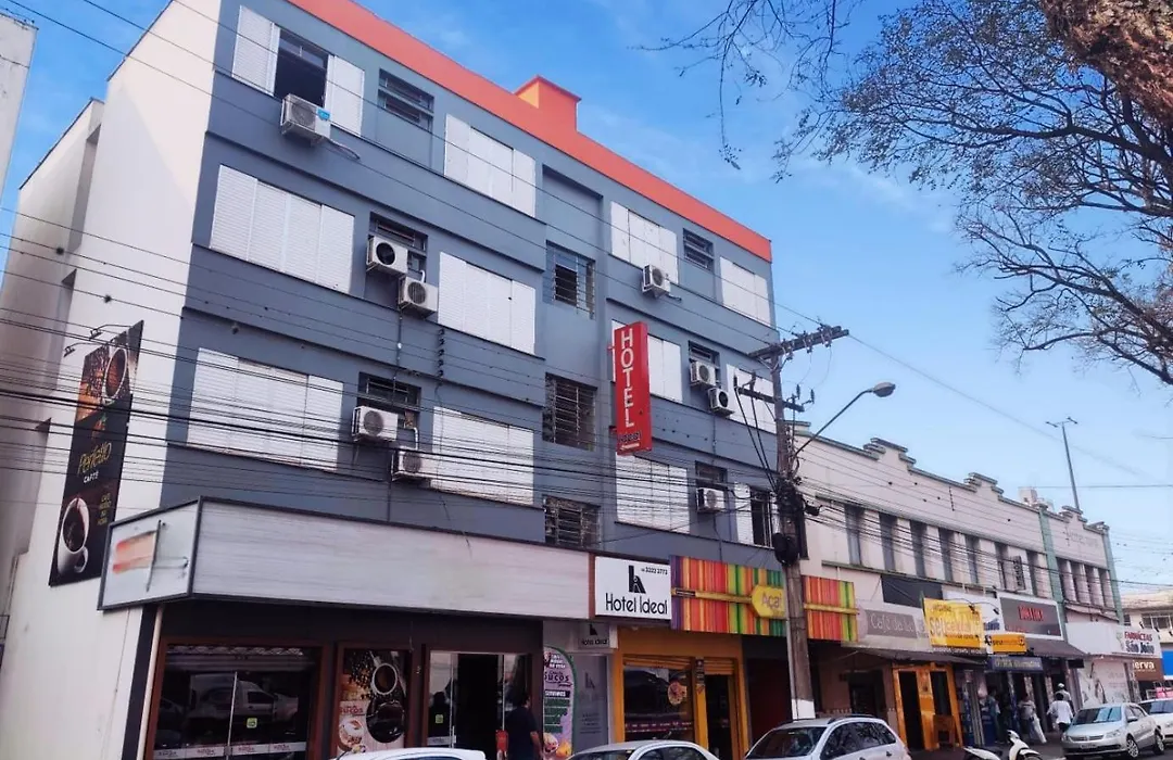 Hotel Ideal-1