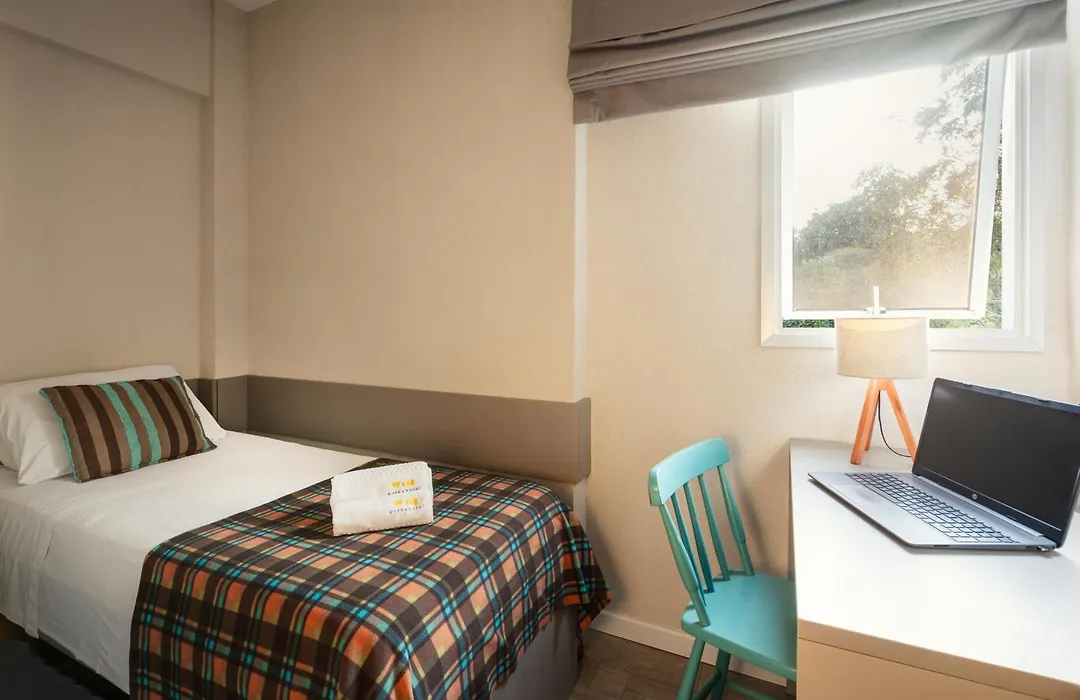 Work Hotel Design-1
