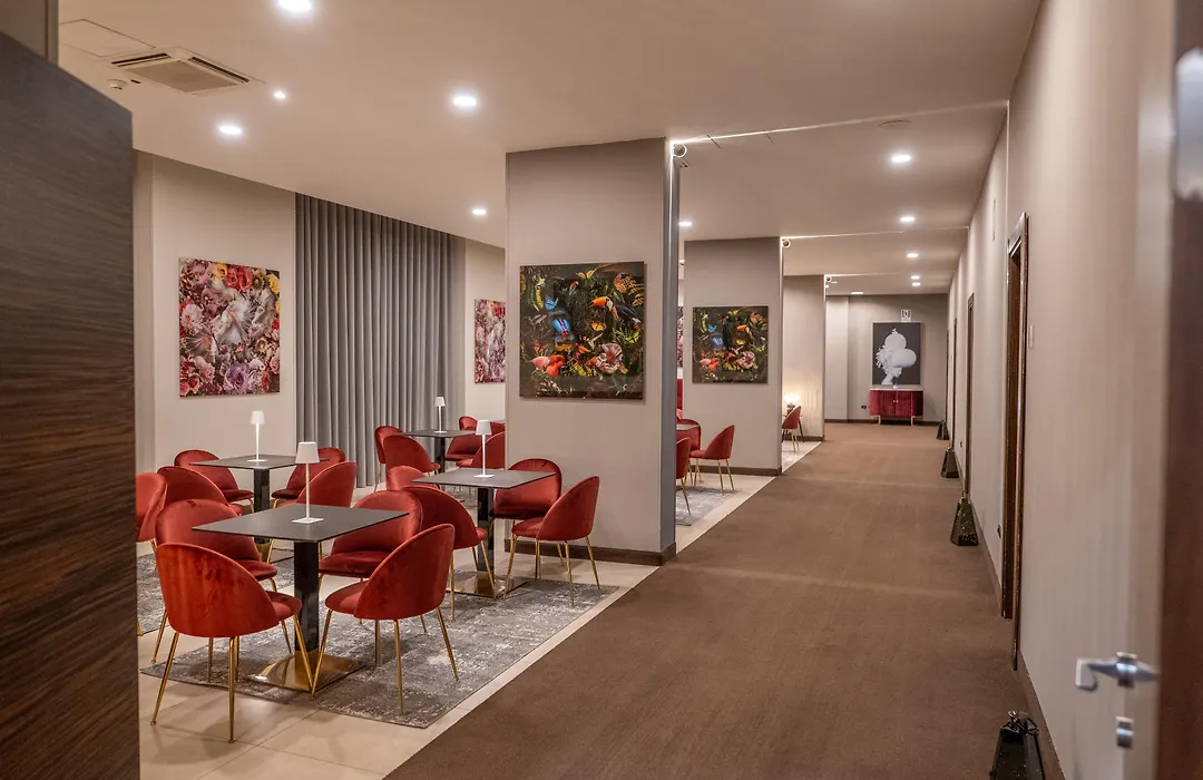 Best Western Hotel Palace Lucera-1