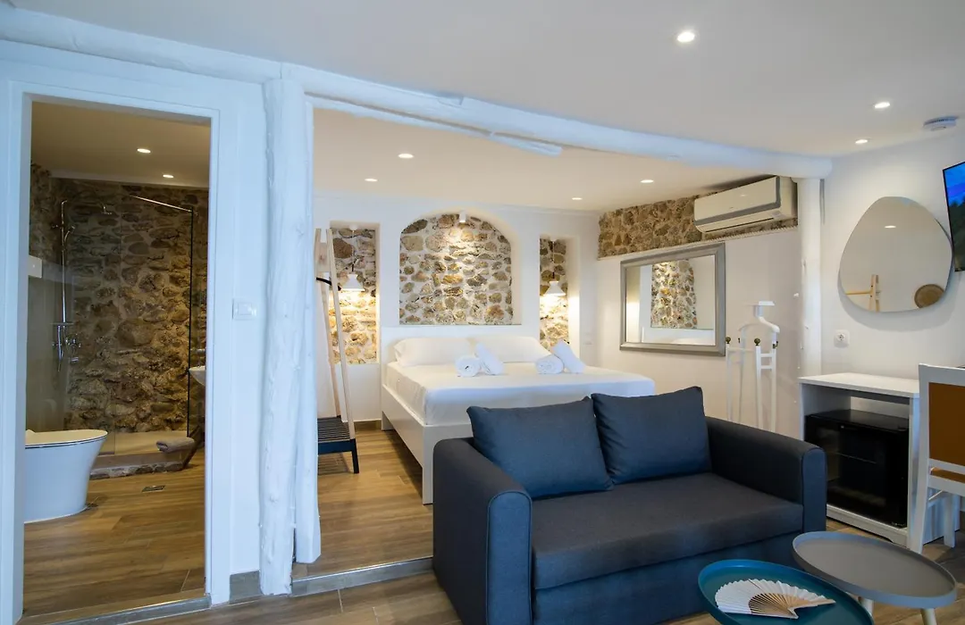 Pontikonisi Hotel & Suites-Adults Only-1
