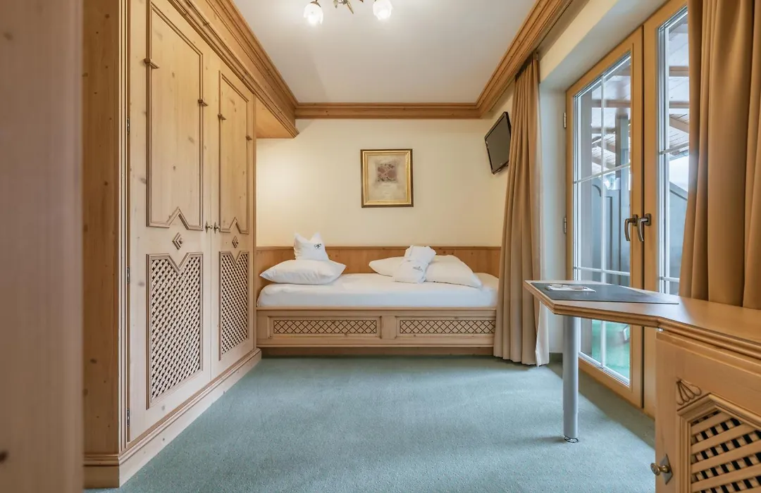 Kerschdorfer - Sleep - Breakfast - Spa - Adults Only-1