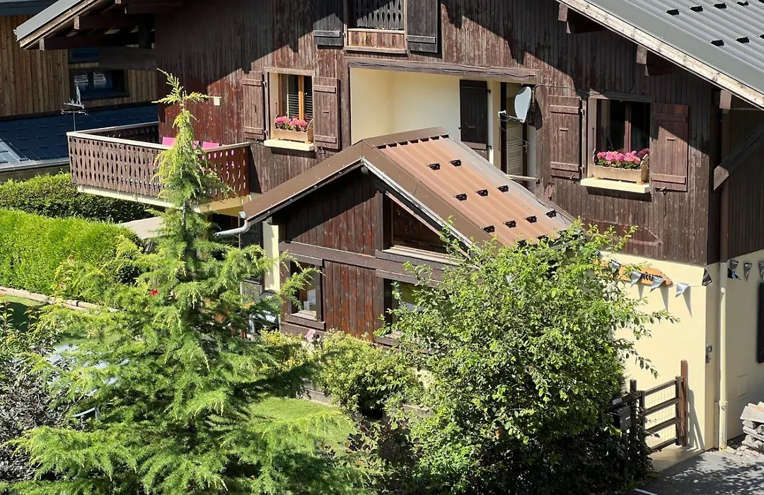 Chalet Aventure B&B Les Gets-1