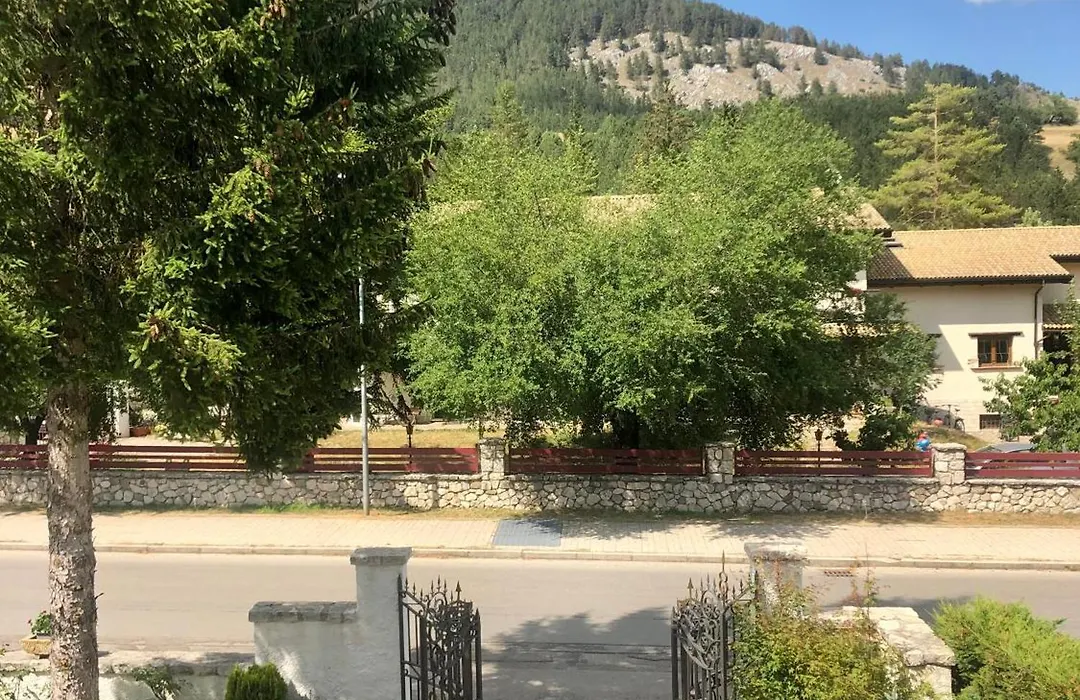 Hotel Bucaneve-1