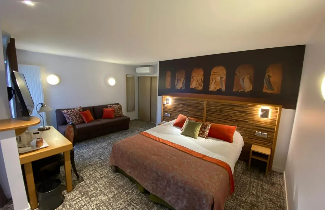 Logis - Le Christina-1