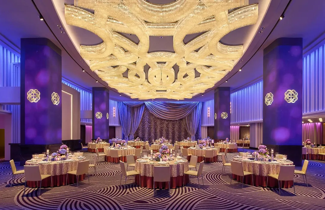 Grand Hyatt Mumbai Hotel And Residences-1