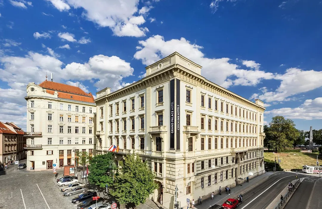 Hotel Grand Palace - Small Luxury Hotels - Operated By Czech Inn-1