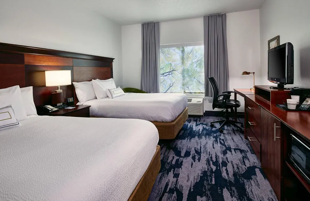 Fairfield Inn & Suites Detroit Livonia-1