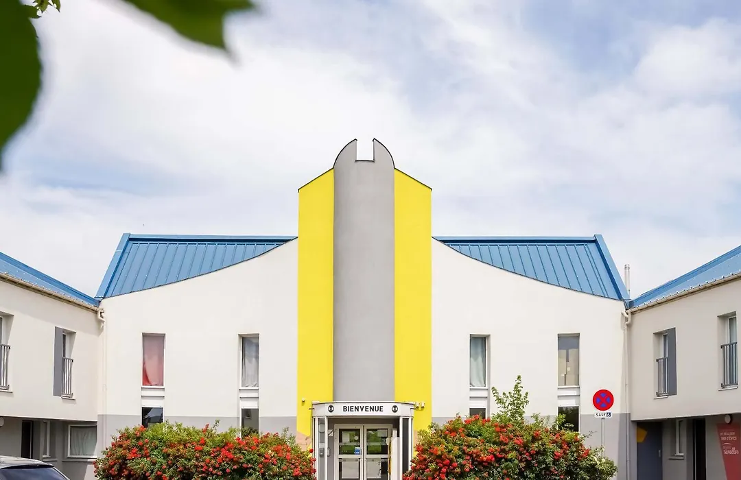 B&B HOTEL Saint-Witz-1
