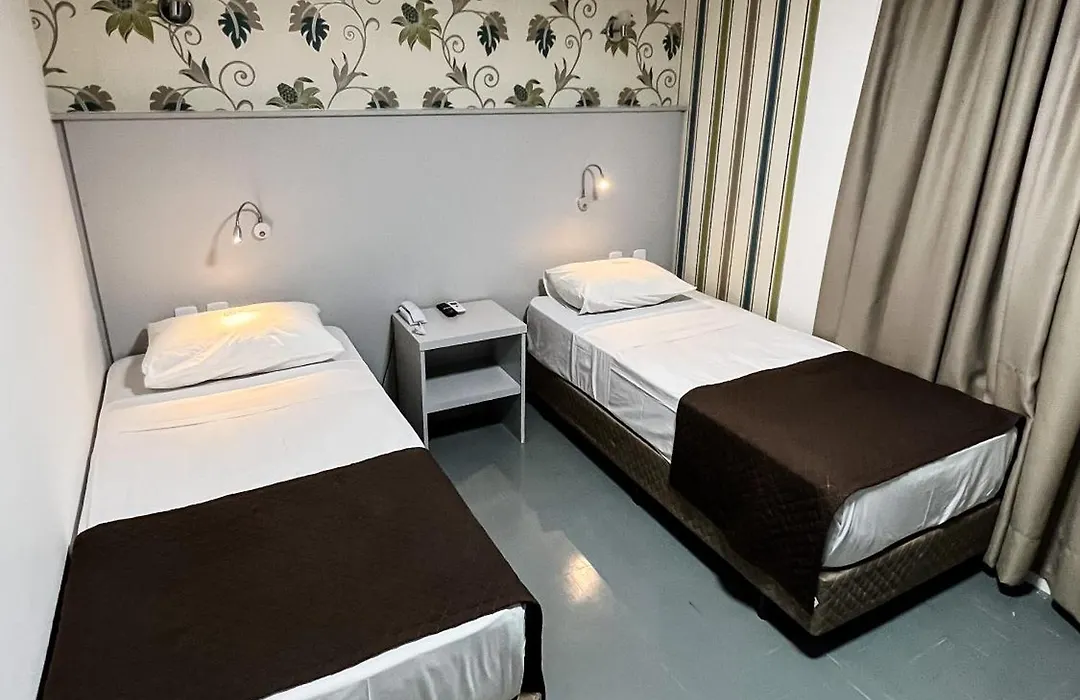 Life Hotel-1