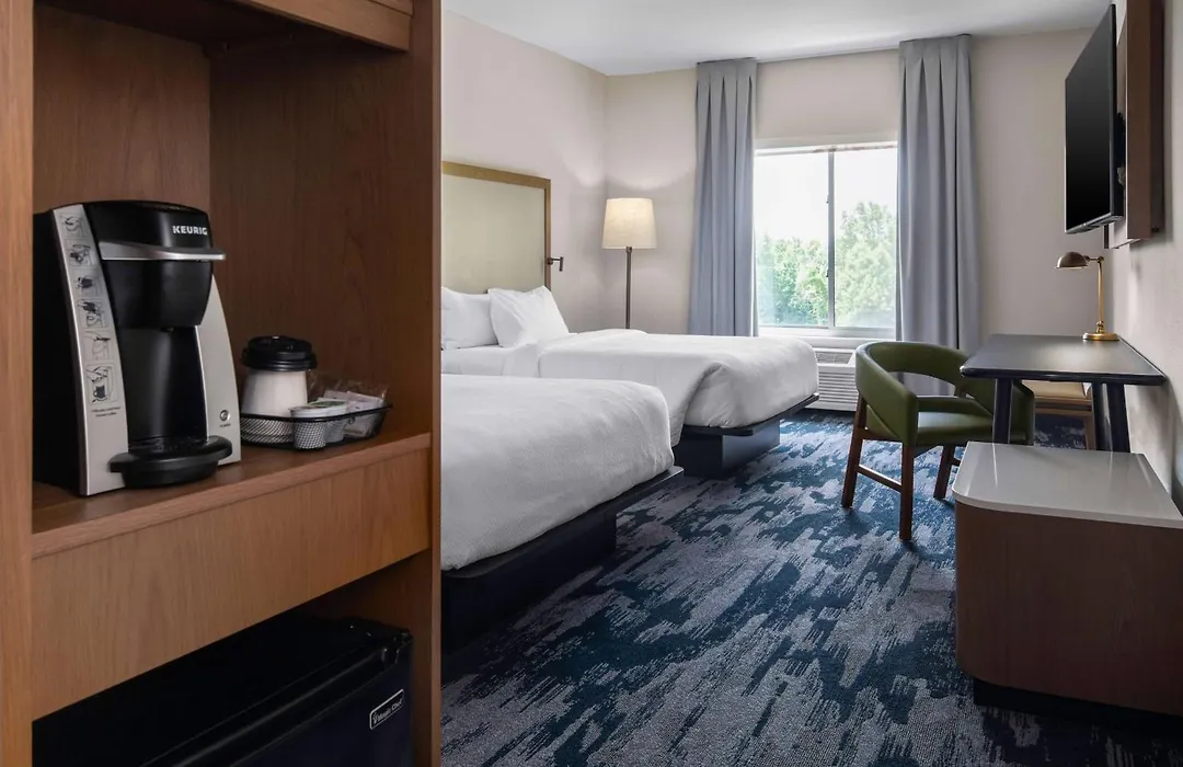 Fairfield Inn & Suites Rocky Mount-1