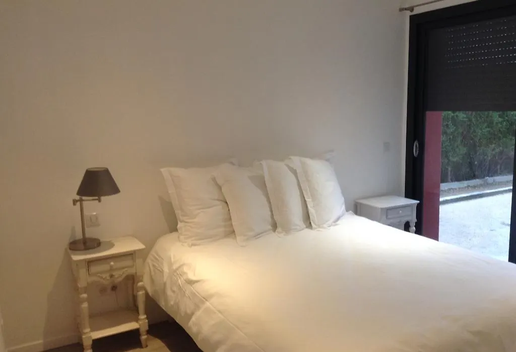 Chambres D'Hotes Les Ecuries De La Source-1