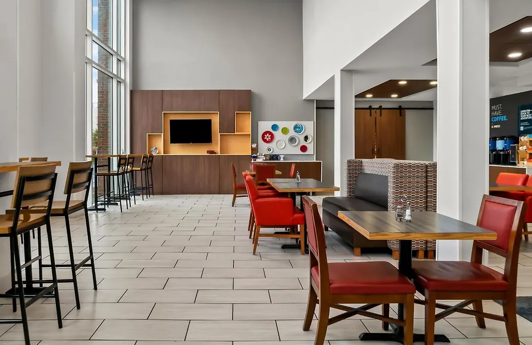 Holiday Inn Express Hotel & Suites Marion By Ihg-1