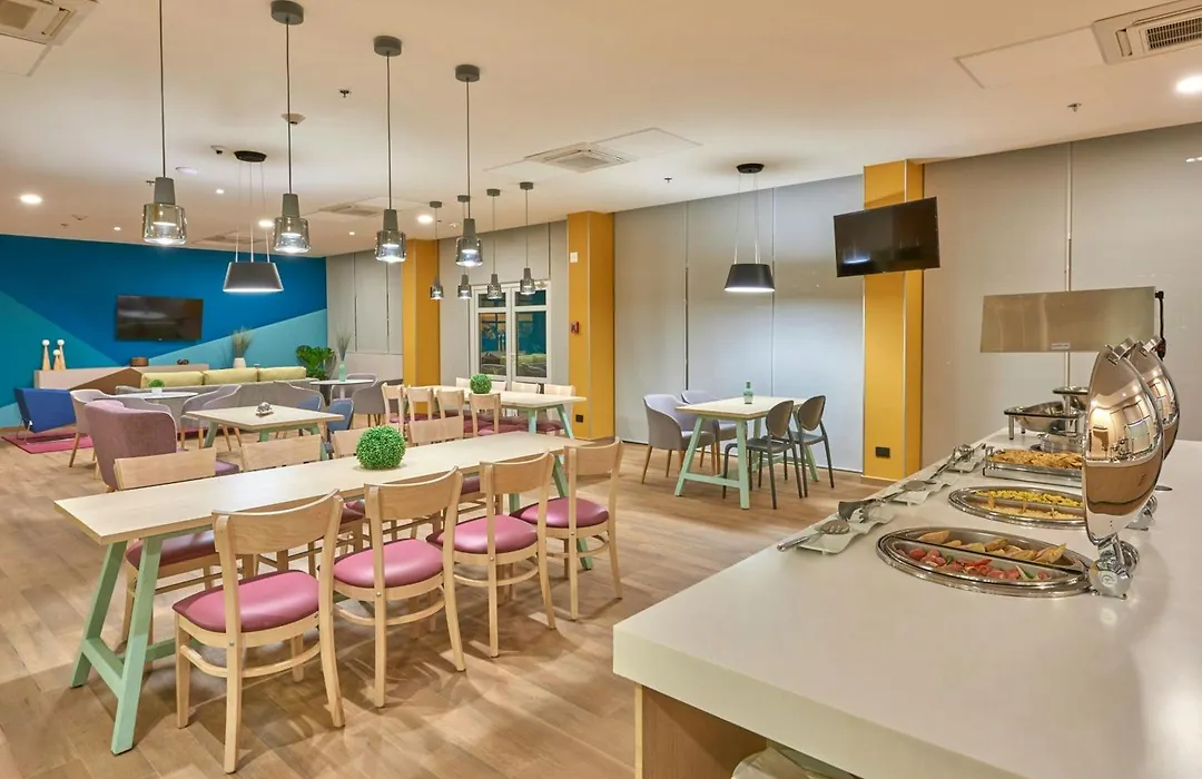 City Express Suites By Marriott Cancun Aeropuerto-1