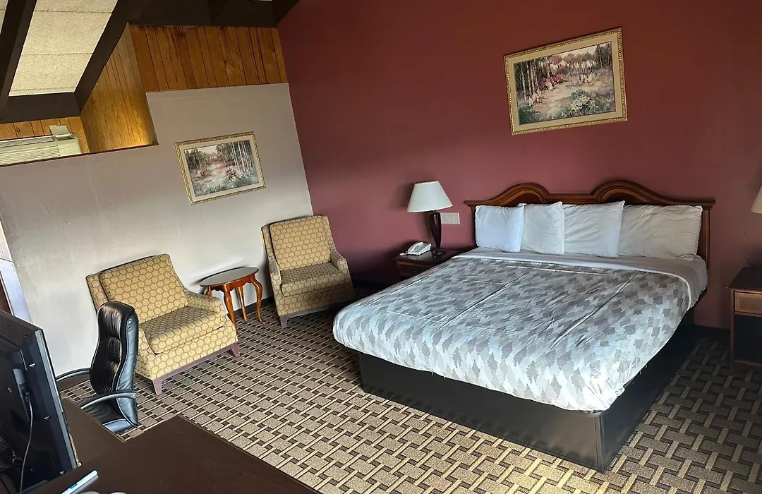 Americas Best Value Inn Franklin-1