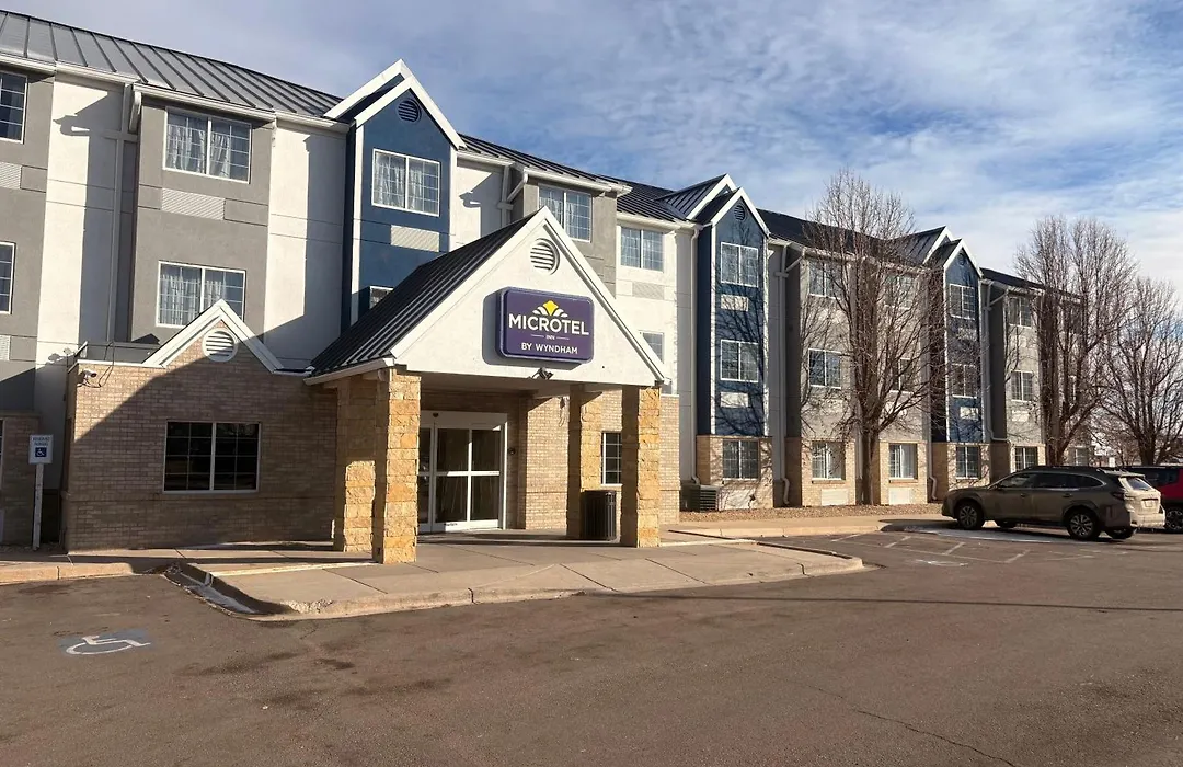 Microtel Inn & Suites By Wyndham Denver Airport-1