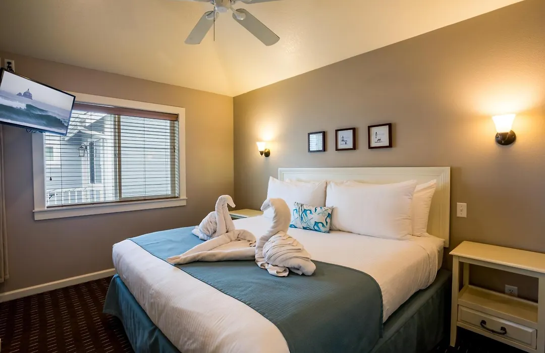 Lighthouse Inn-1