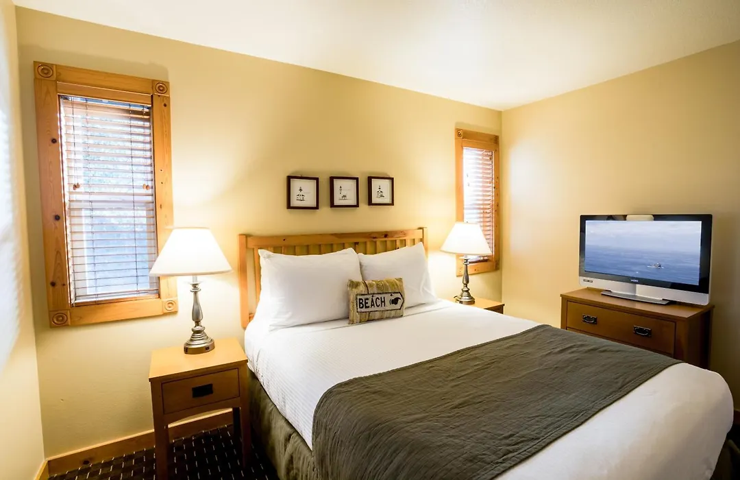 Lighthouse Inn-1