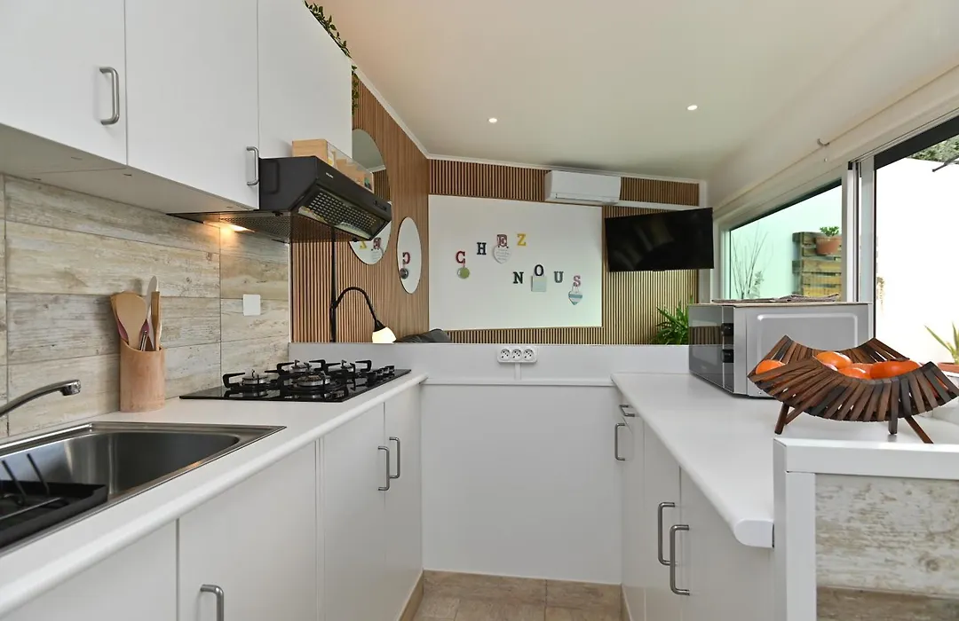 Chez Nous-1