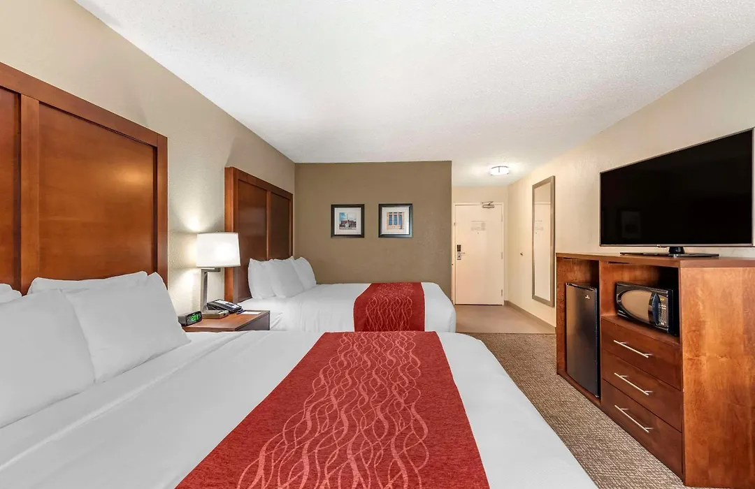 Comfort Inn & Suites Middletown - Franklin-1