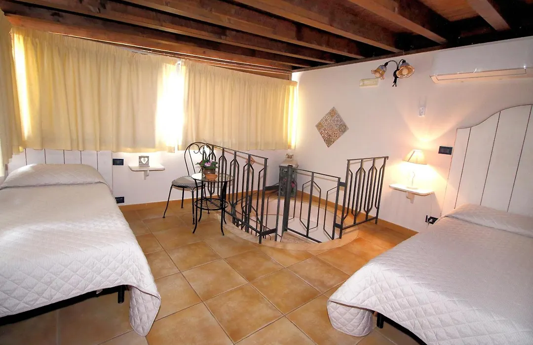Bed And Breakfast Conte Luna-1