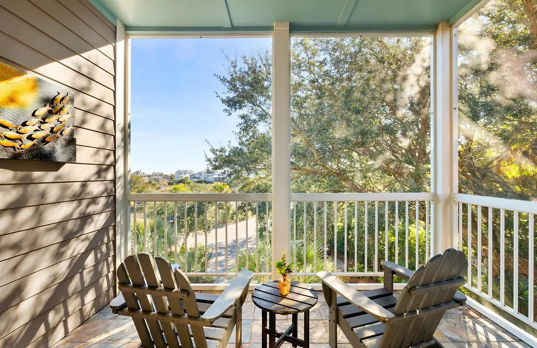 Regatta Inn - Adults Only-1