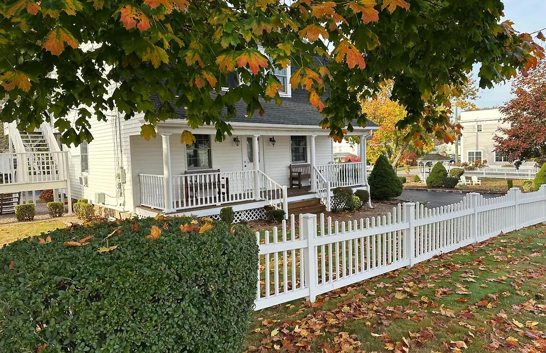 Taber Inn-1