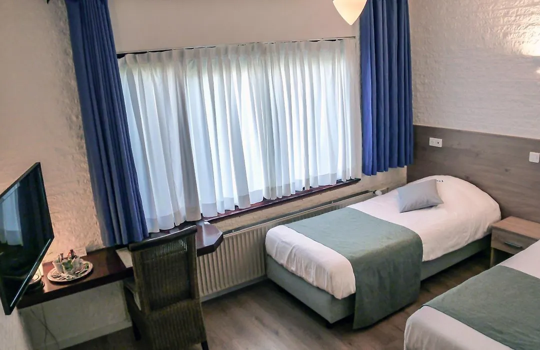 Hotel Dordrecht-1