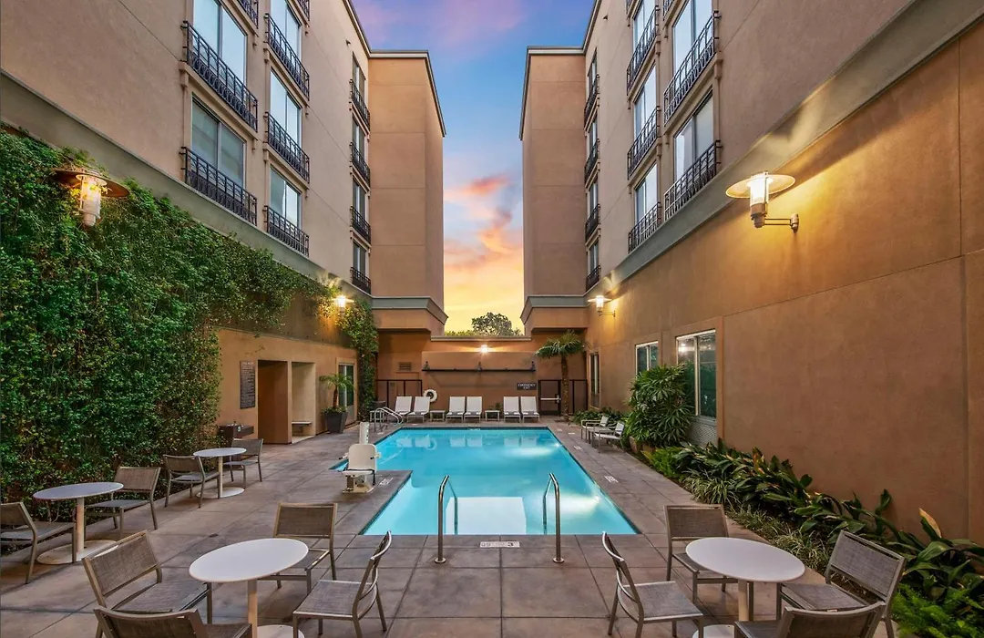 Hyatt Place Riverside Downtown-1