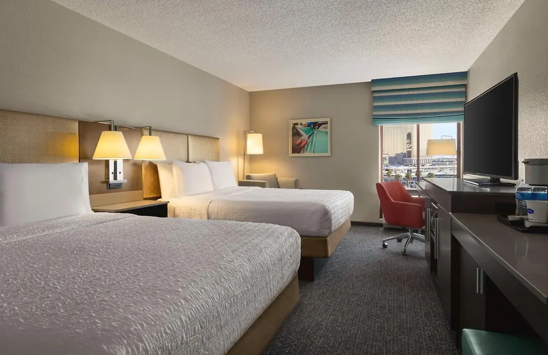 Hampton Inn Tropicana-1