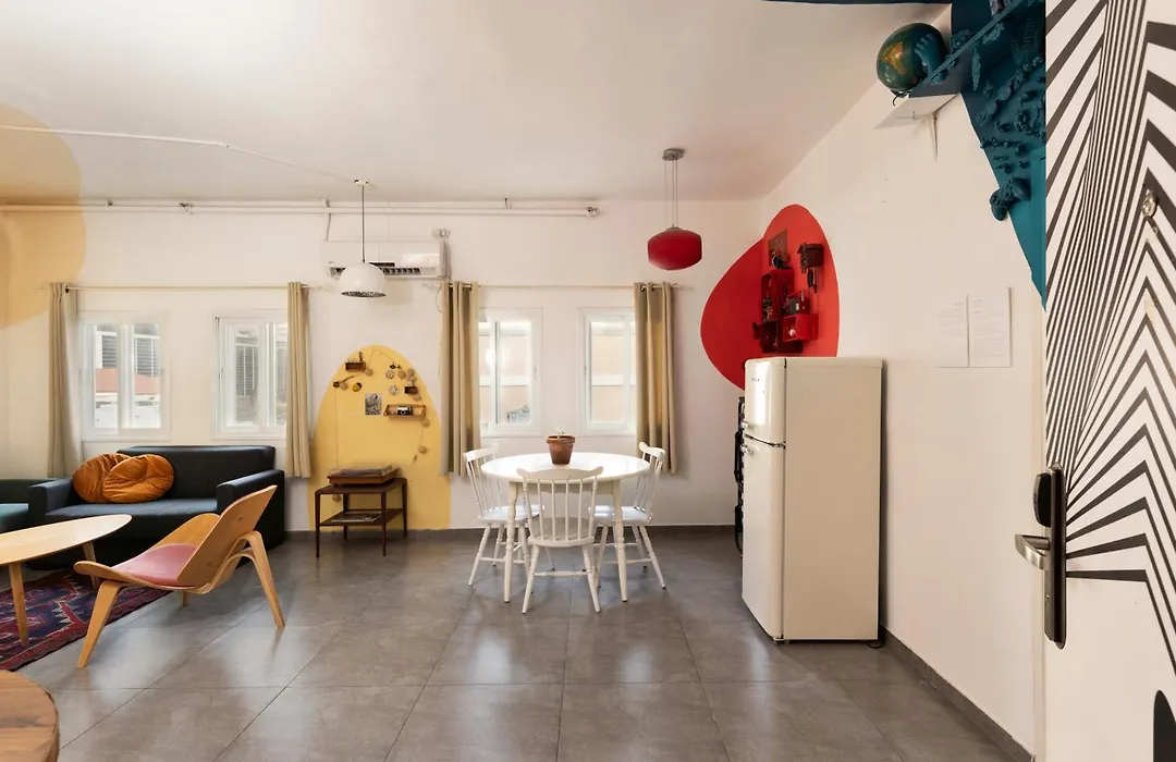 Rena'S House Smart Hotel-1