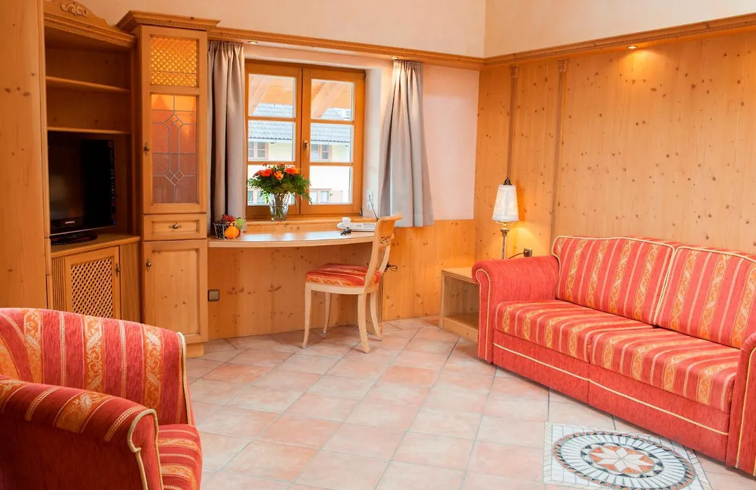 Hotel Happinger Hof-1