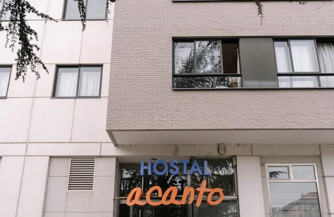 Hostal Acanto-1