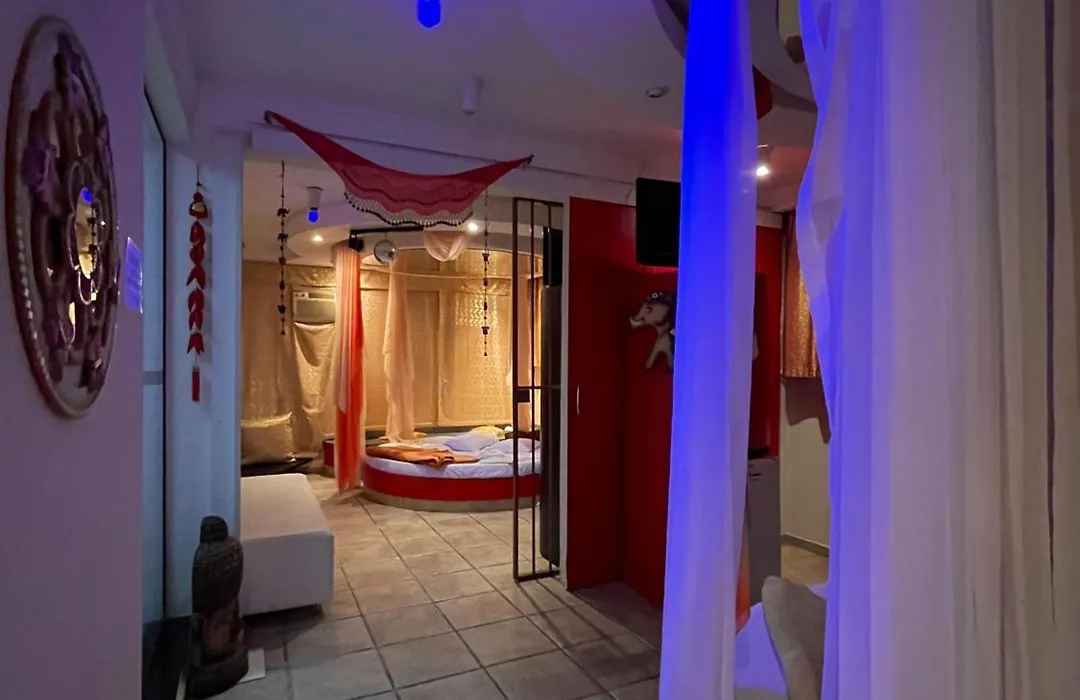 Heru'S Motel-1
