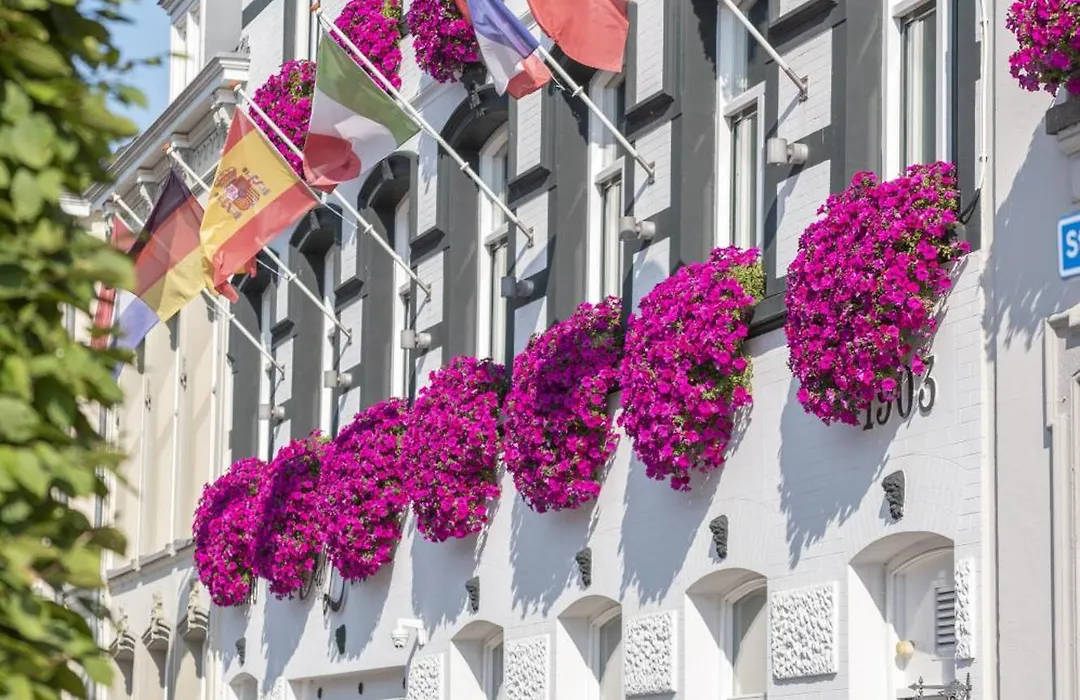 Hotel Old Dutch Bergen op Zoom-1