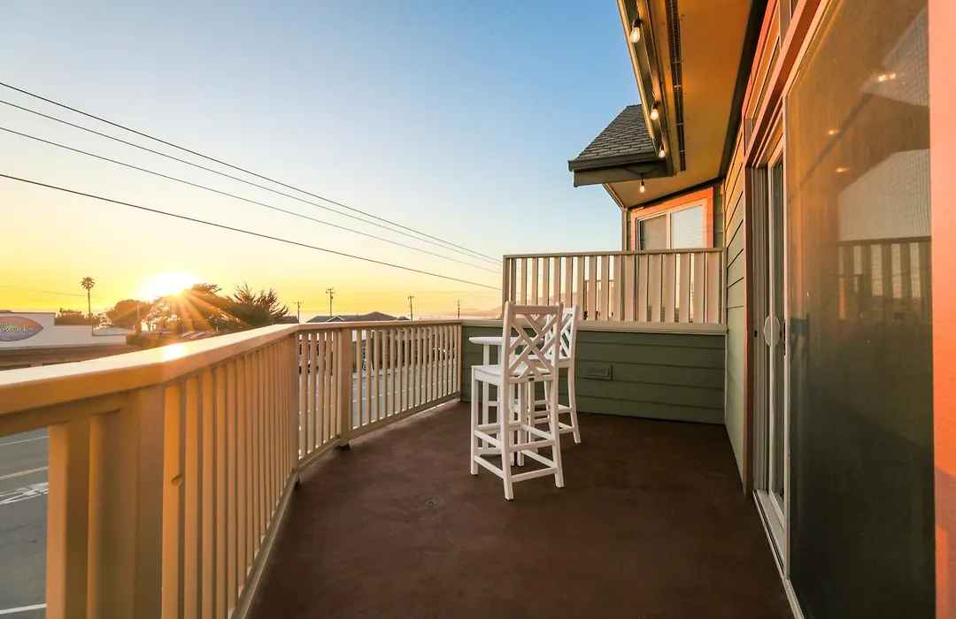 Cayucos Sunset Inn-1